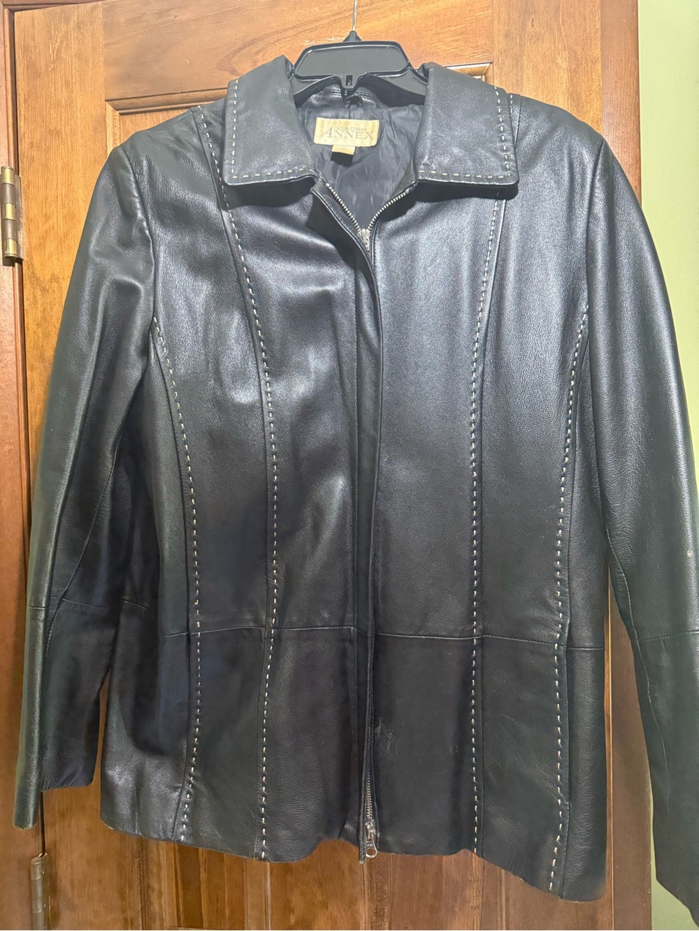 Casual Corner Black Leather Zip-Front Jacket with Stitch Detail